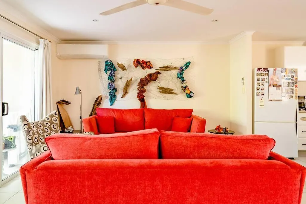 Cosy Home In Yandina 0*,