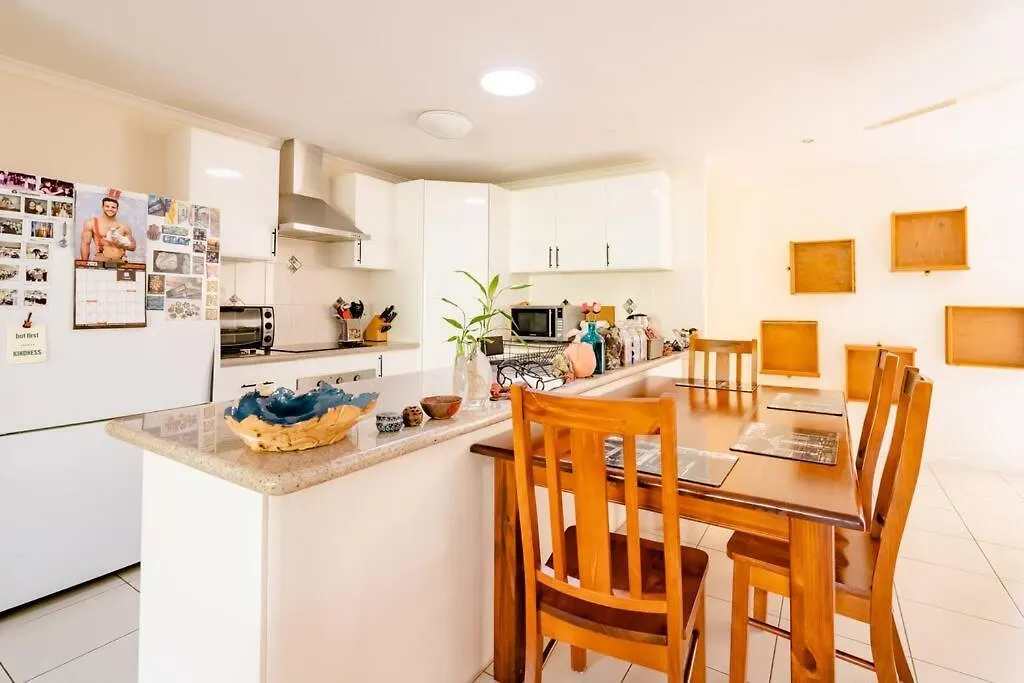 Cosy Home In Yandina