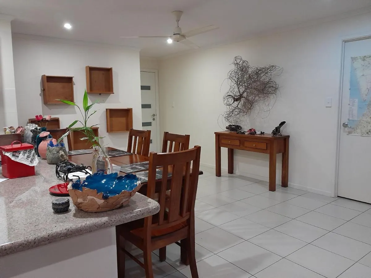 Cosy Home In Yandina
